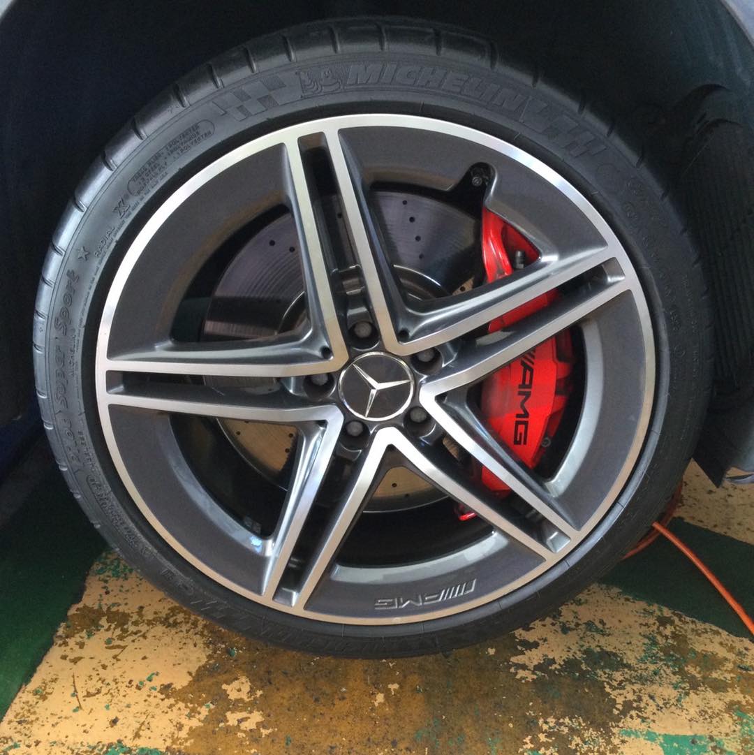 岐阜市、タイヤ持ち込み交換 出光 出光 セルフ県庁西店 たくさんの方にご来店頂きました！