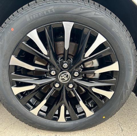 広島県東広島市、【西条インターSS】持ち込みタイヤ交換グリピット加盟店です！！