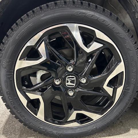 広島県東広島市、【西条インターSS】持ち込みタイヤ交換グリピット加盟店です!!